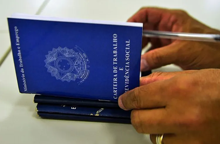 Doenças afastaram 4,1 milhões de trabalhadores de suas funções em 2025