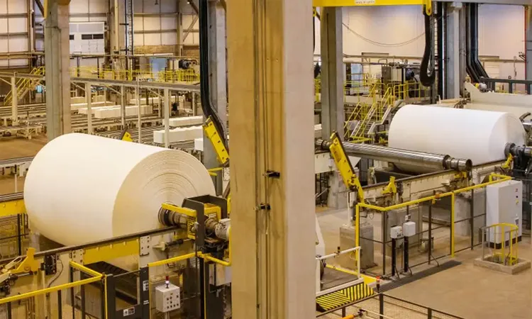 CNI aponta juros como responsáveis por desaceleração da indústria