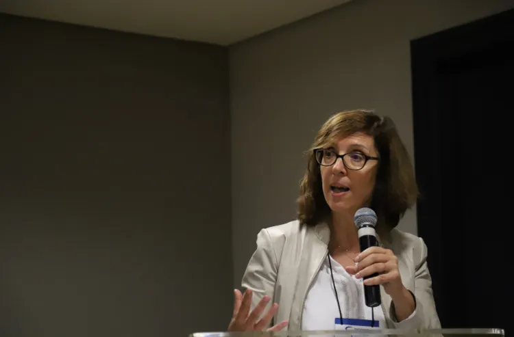 Economista contesta previsões de desemprego e diz que fim da escala 6x1 é positiva